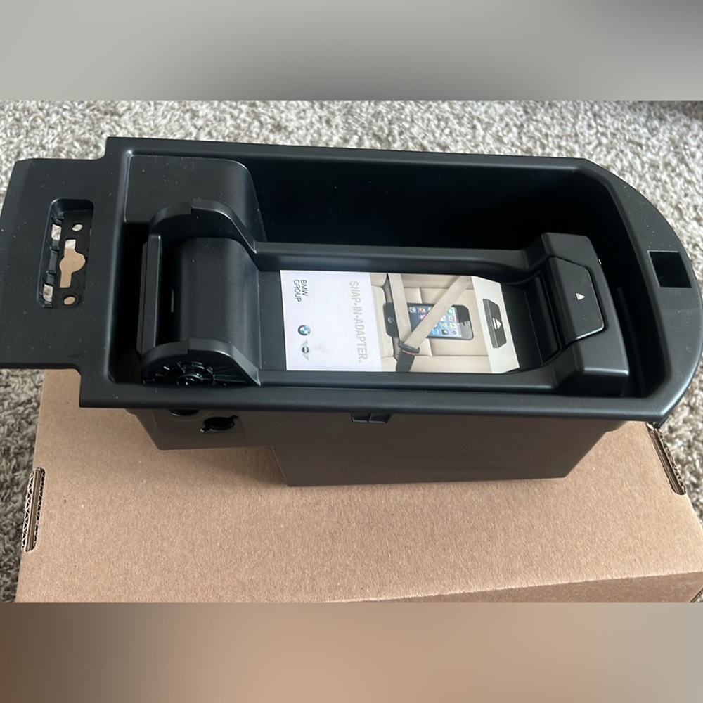 2015 BMW X4 FRONT CENTER CONSOLE ARMREST STORAGE COMPARTMENT BOX OEM
